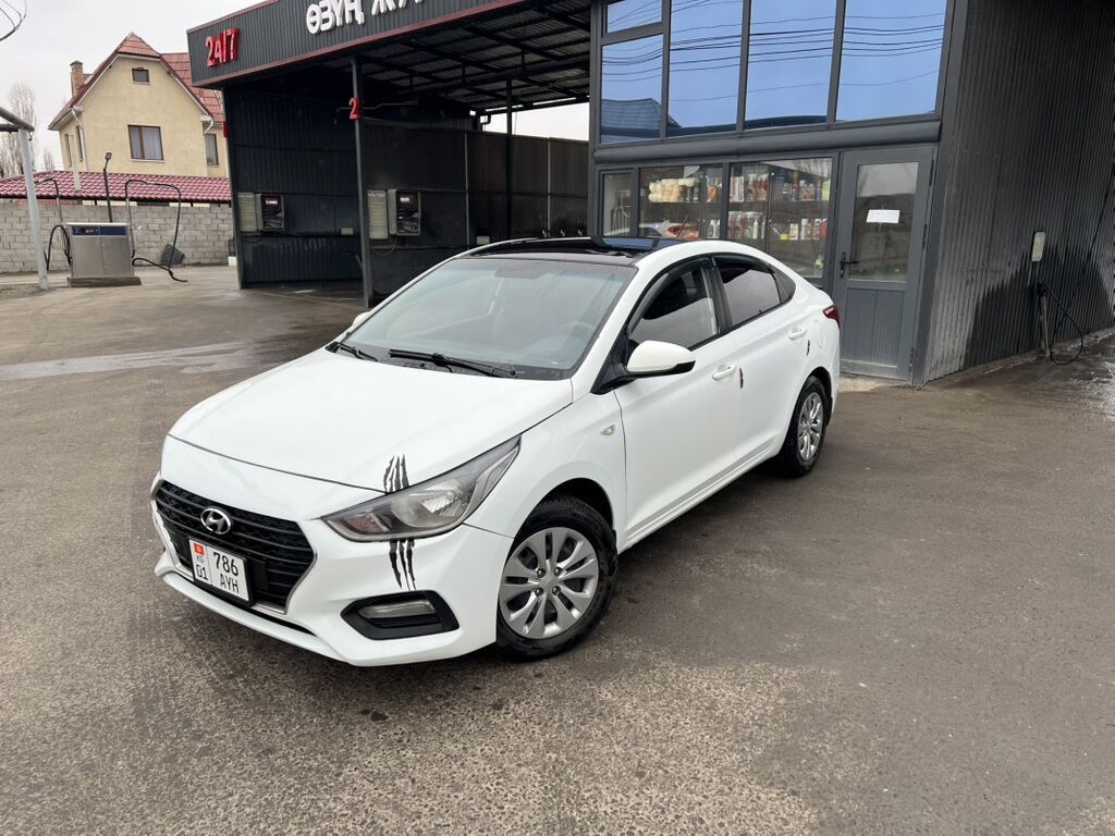 Hyundai Solaris
