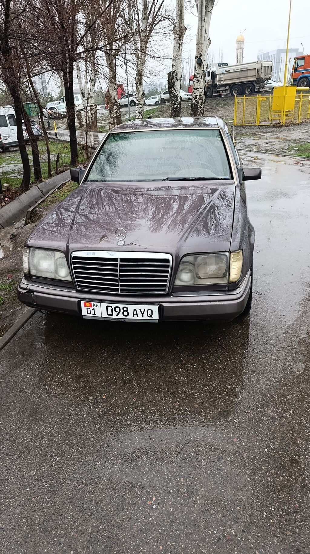 Mercedes-Benz W124