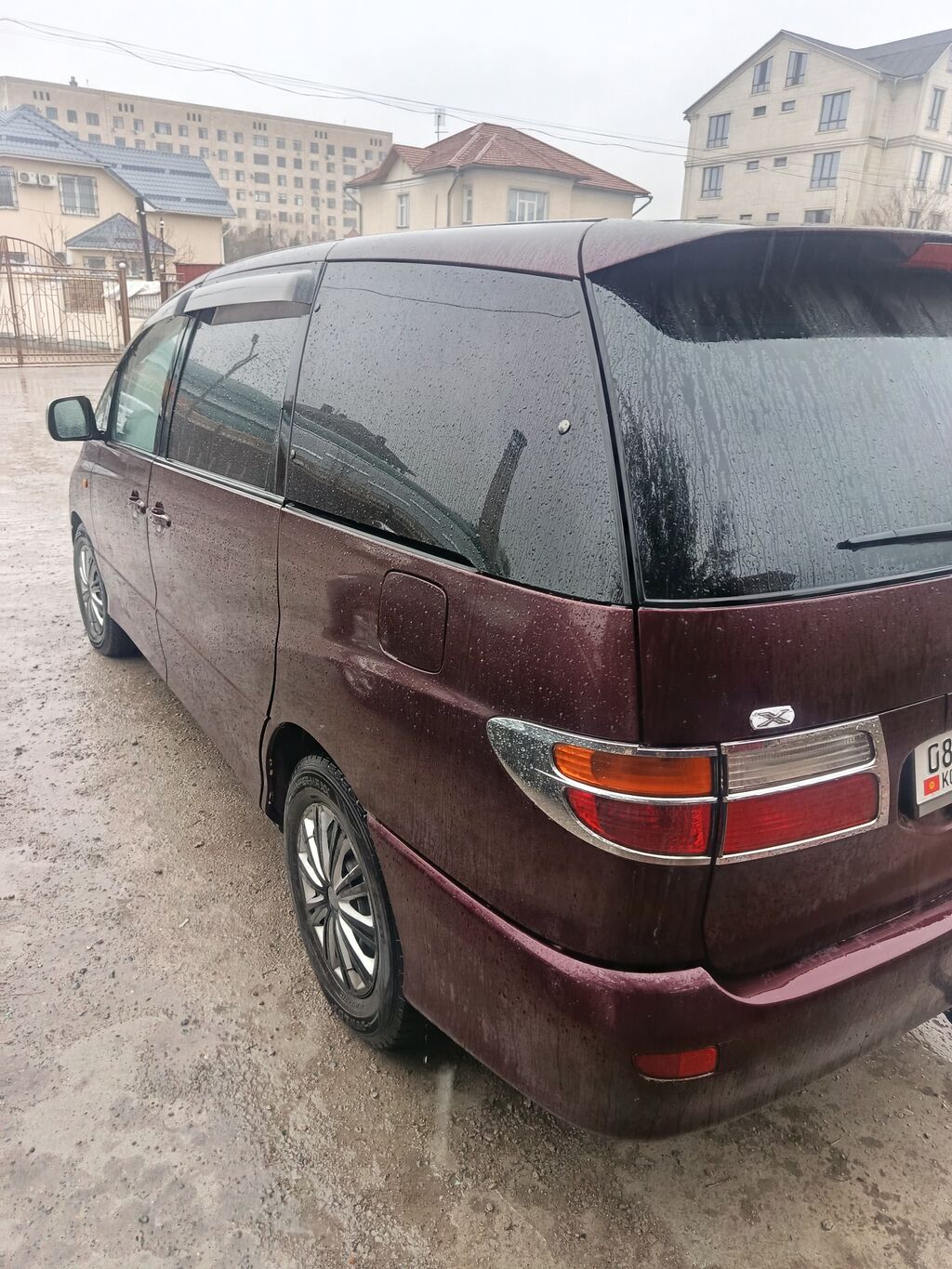 Toyota Estima