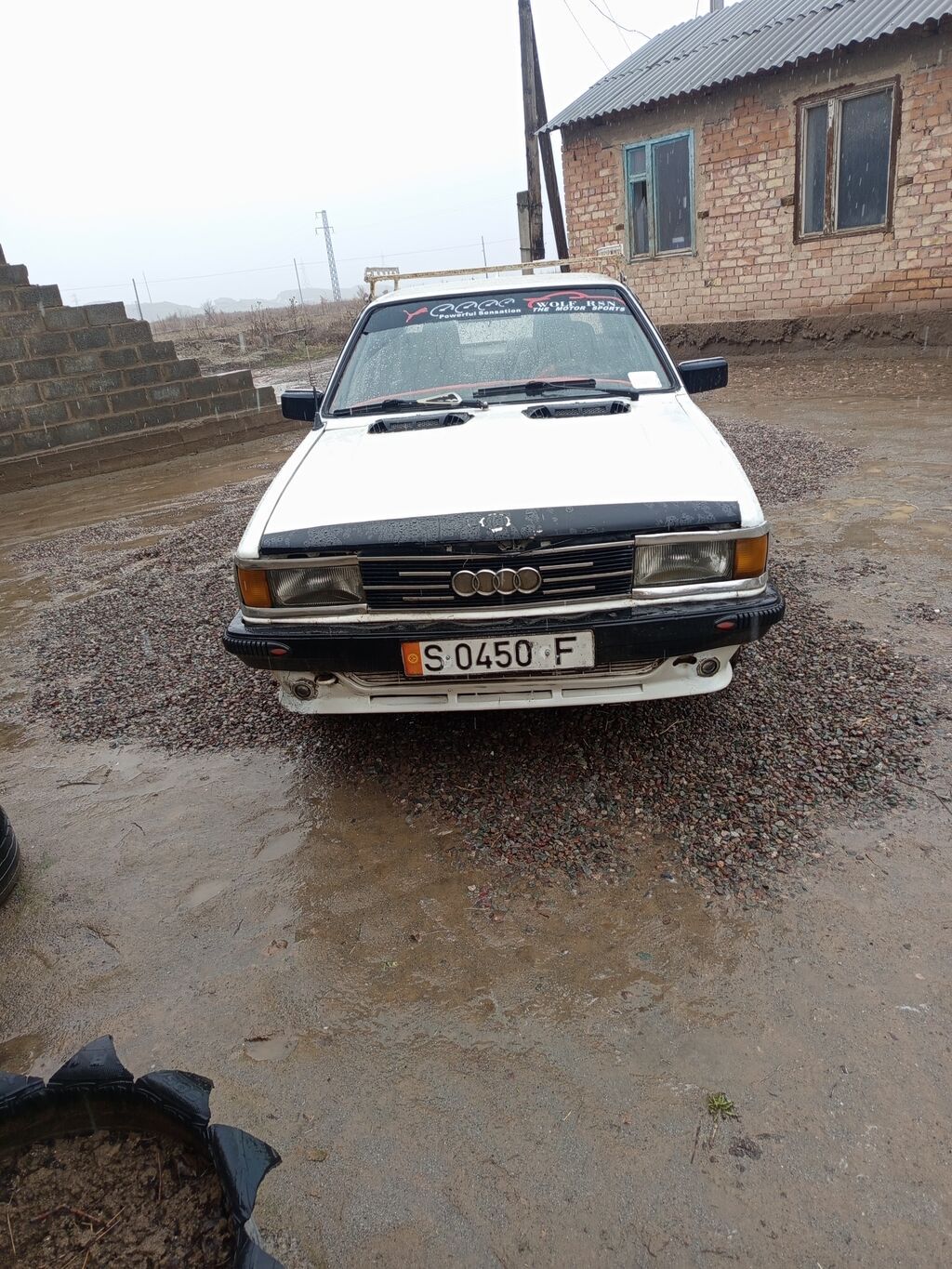 Audi 80