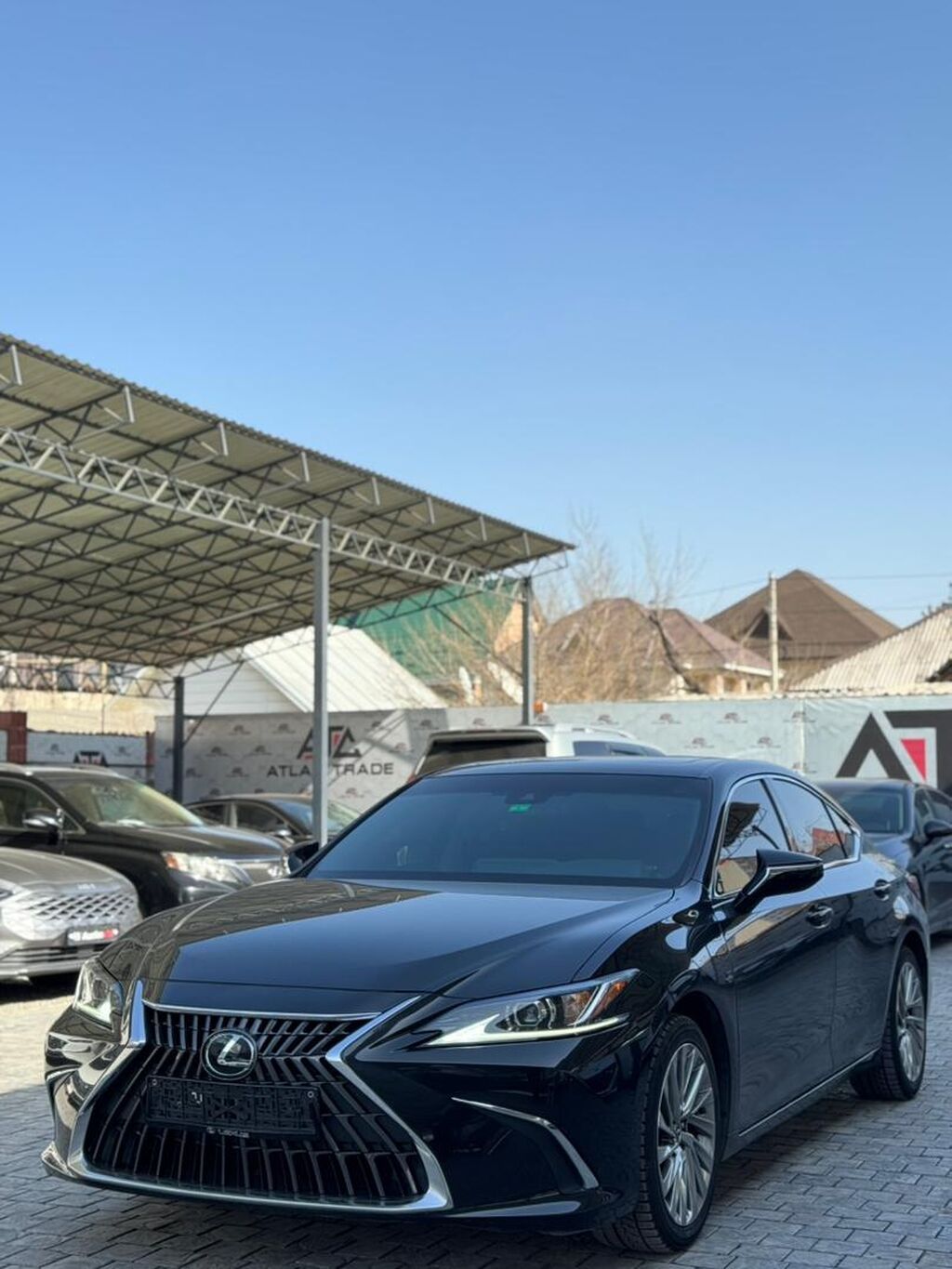 Lexus ES