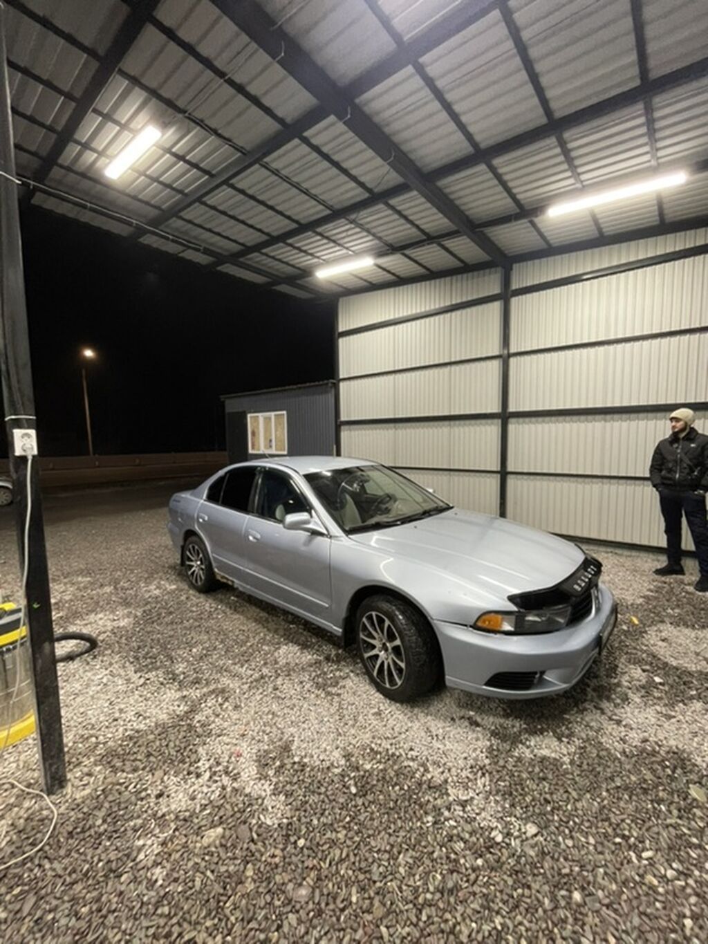 Mitsubishi Galant