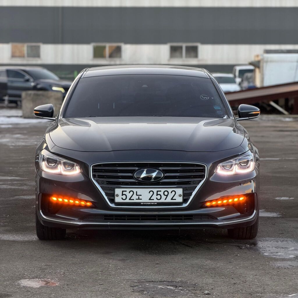 Hyundai Grandeur