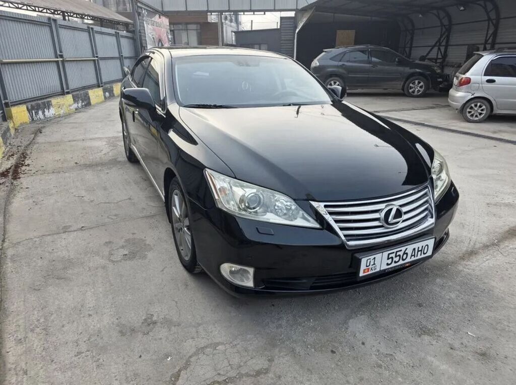 Lexus ES