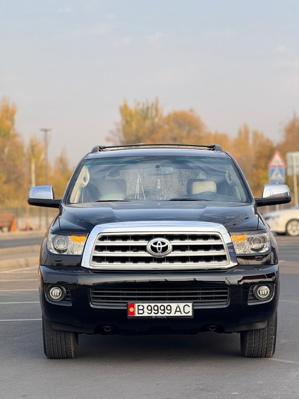 Toyota Sequoia
