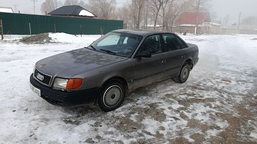 Audi 100