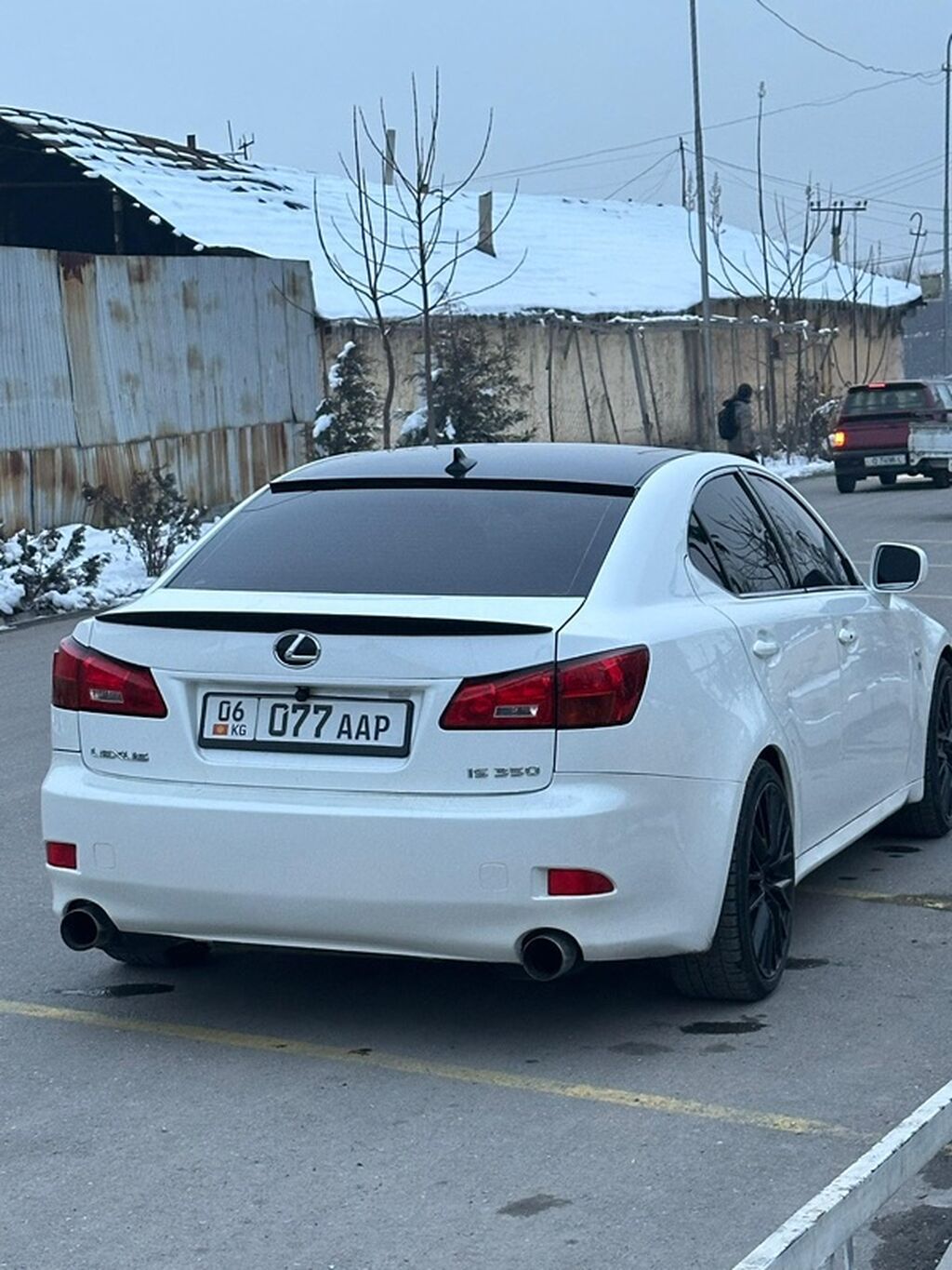 Lexus IS