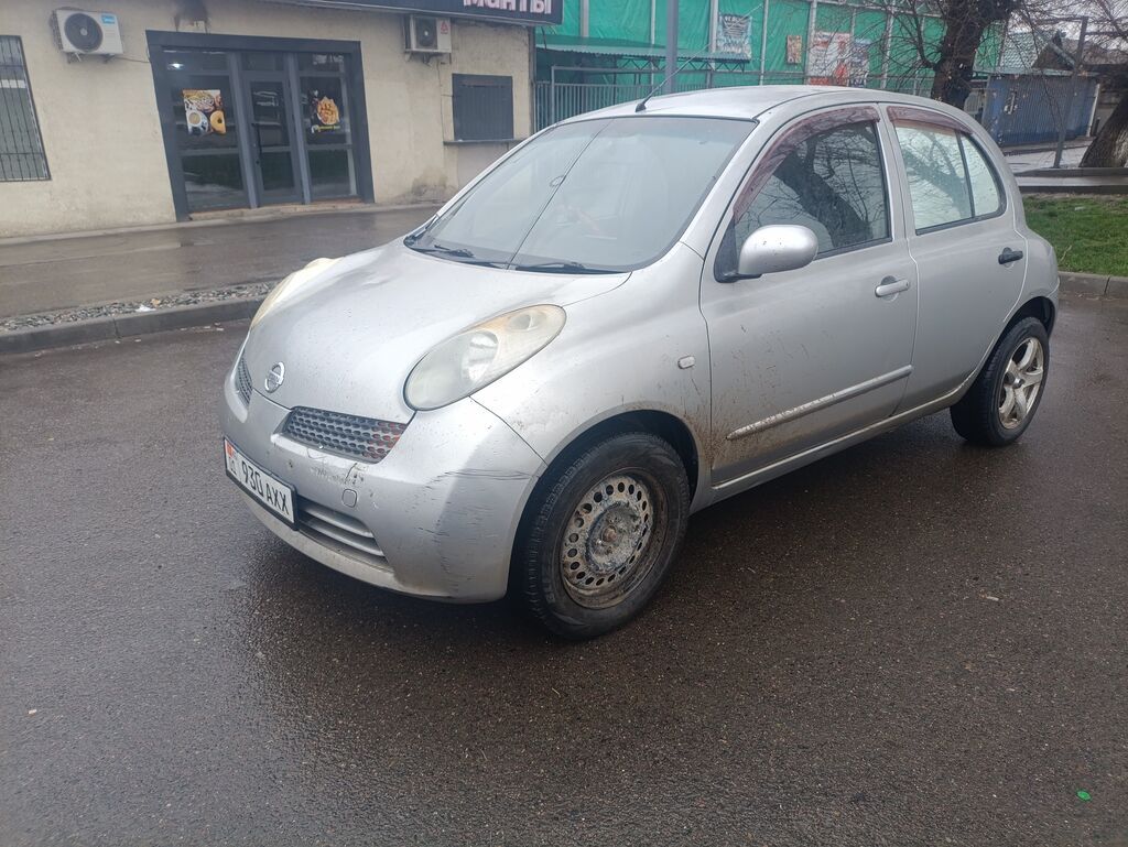Nissan March