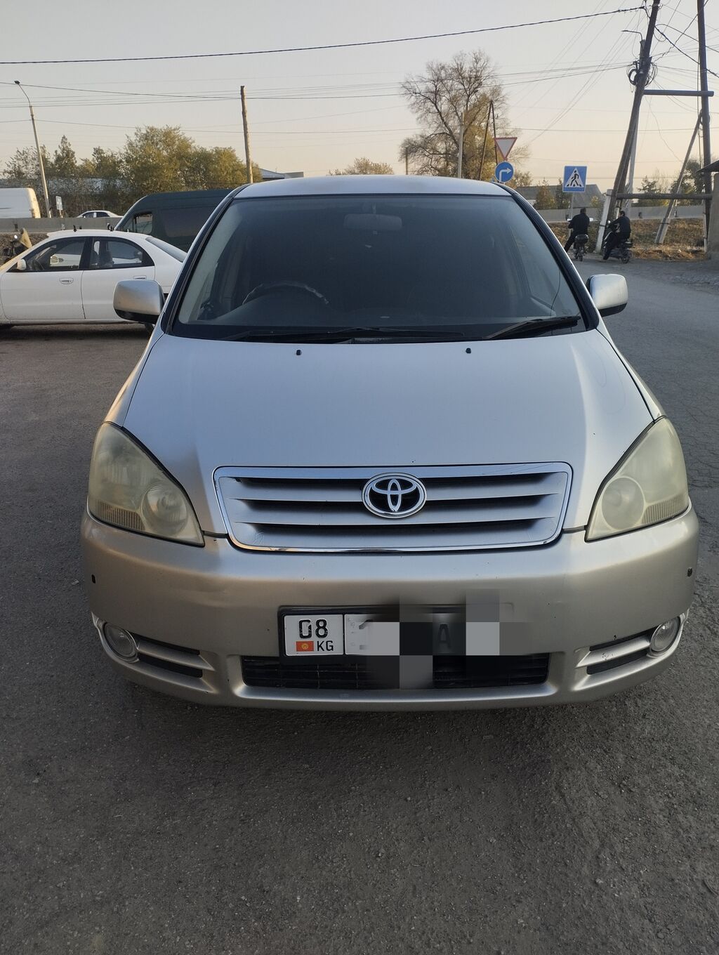 Toyota Ipsum