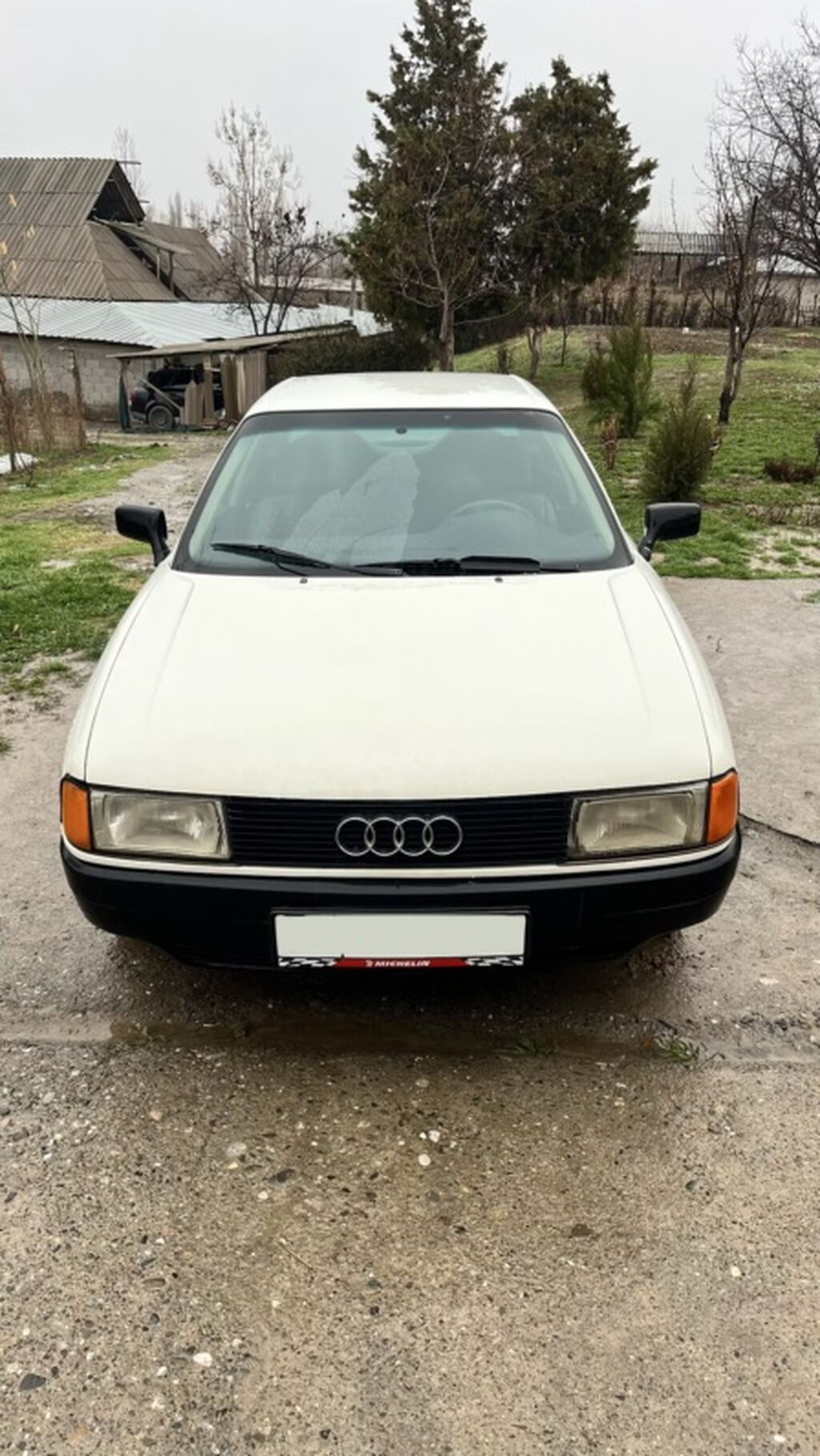 Audi 80