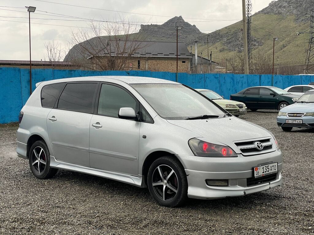 Toyota Ipsum