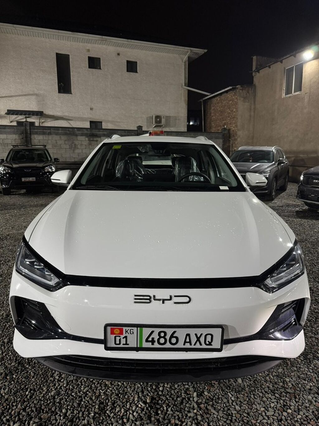 BYD E2