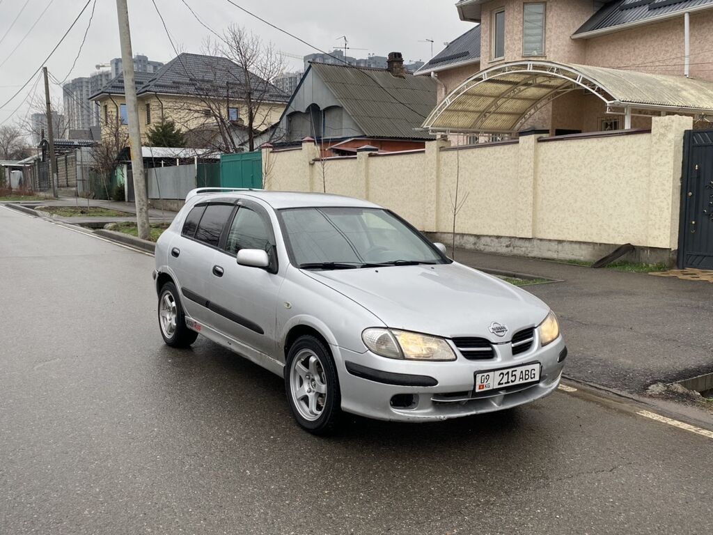 Nissan Almera