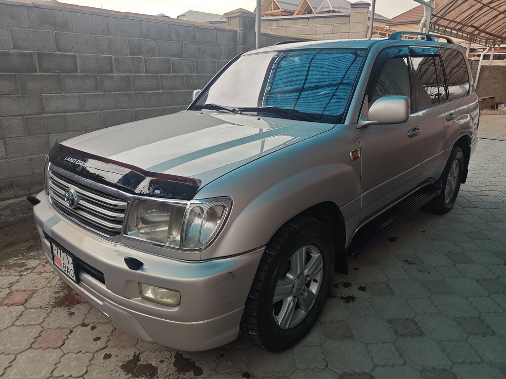 Toyota Land Cruiser