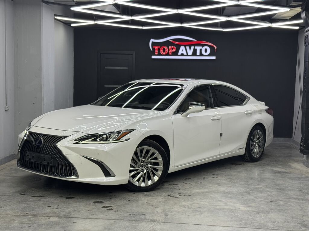 Lexus ES