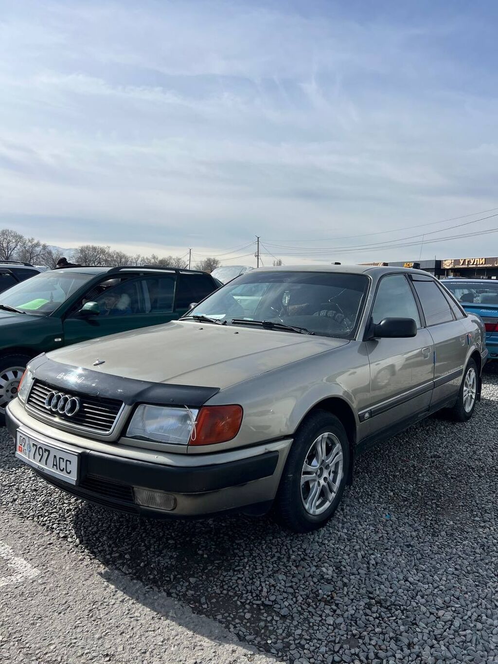 Audi 100
