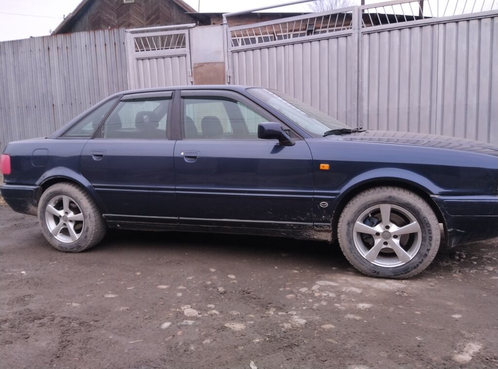 Audi 80