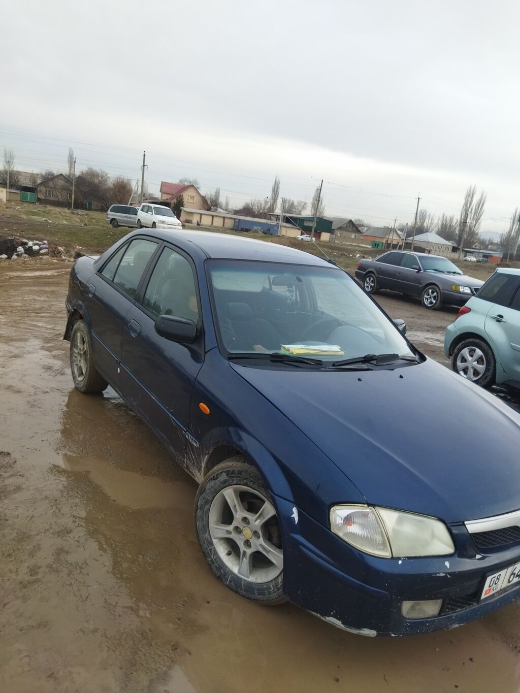 Mazda 323