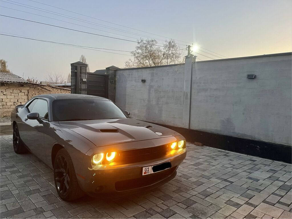 Dodge Challenger