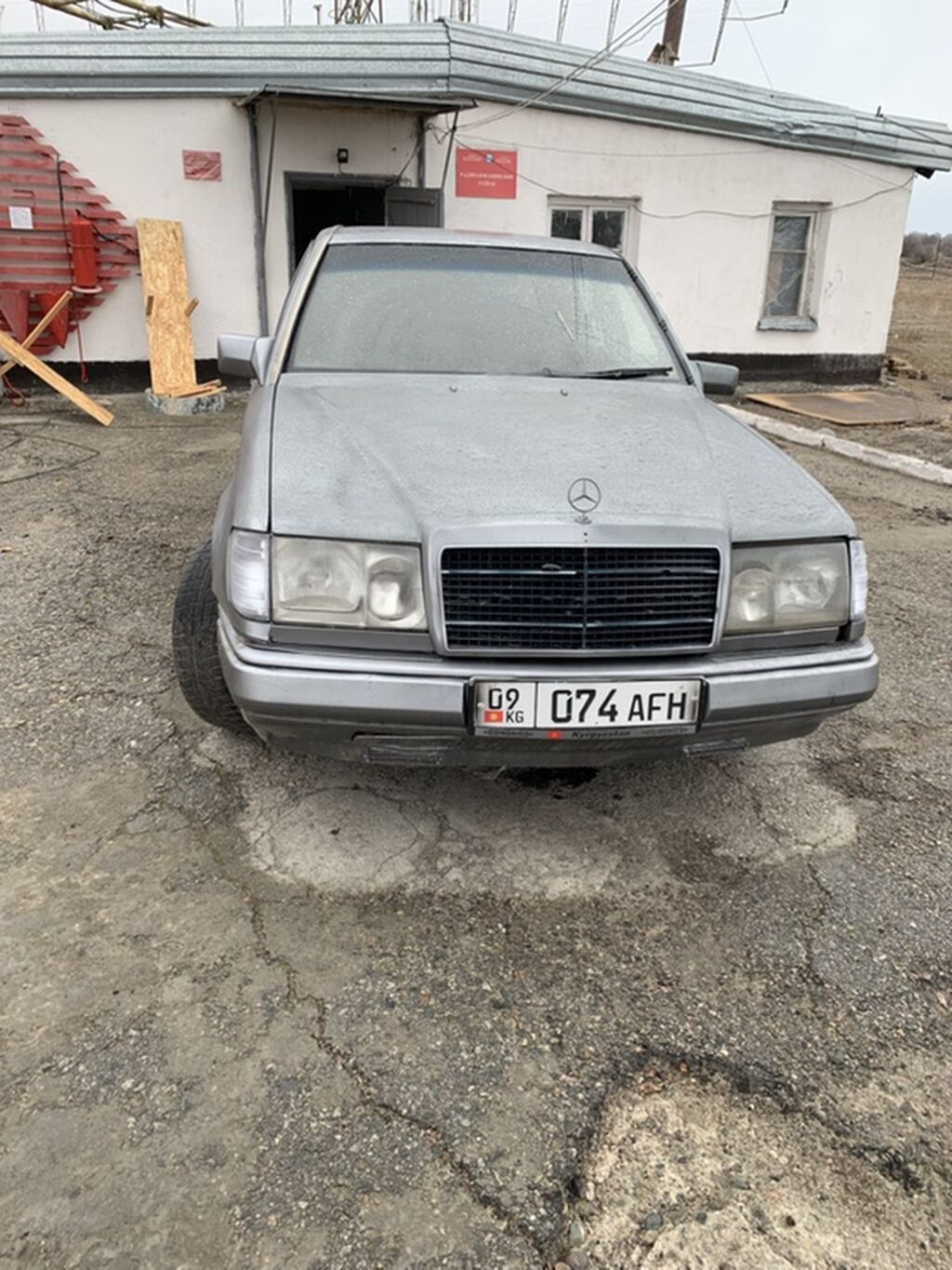 Mercedes-Benz W124