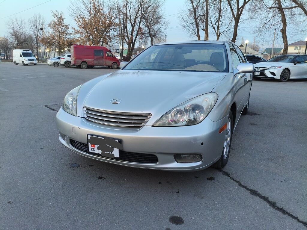 Lexus ES