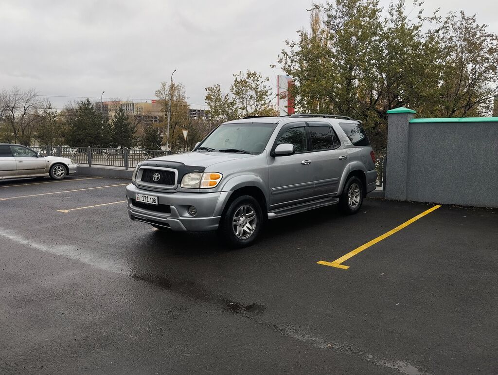 Toyota Sequoia