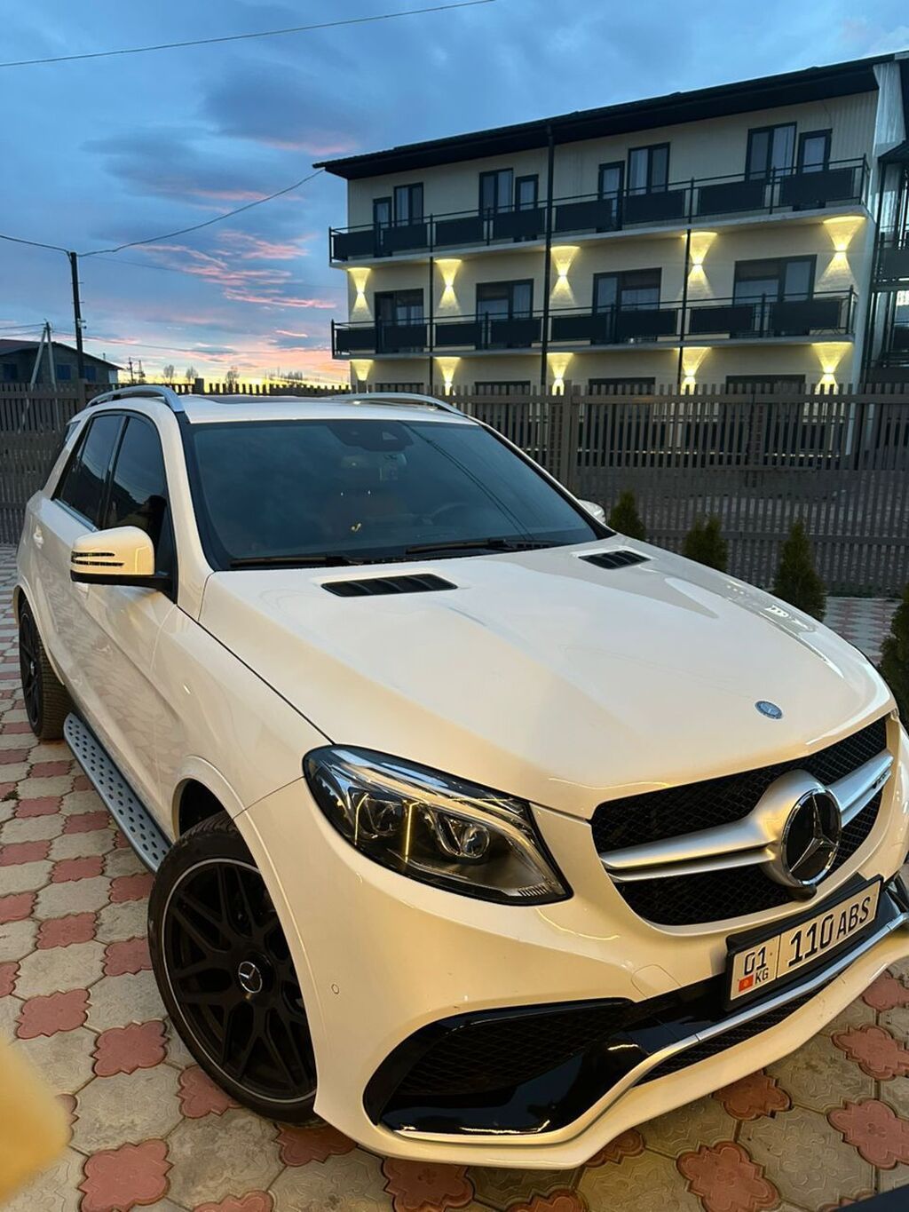 Mercedes-Benz GLE-Class