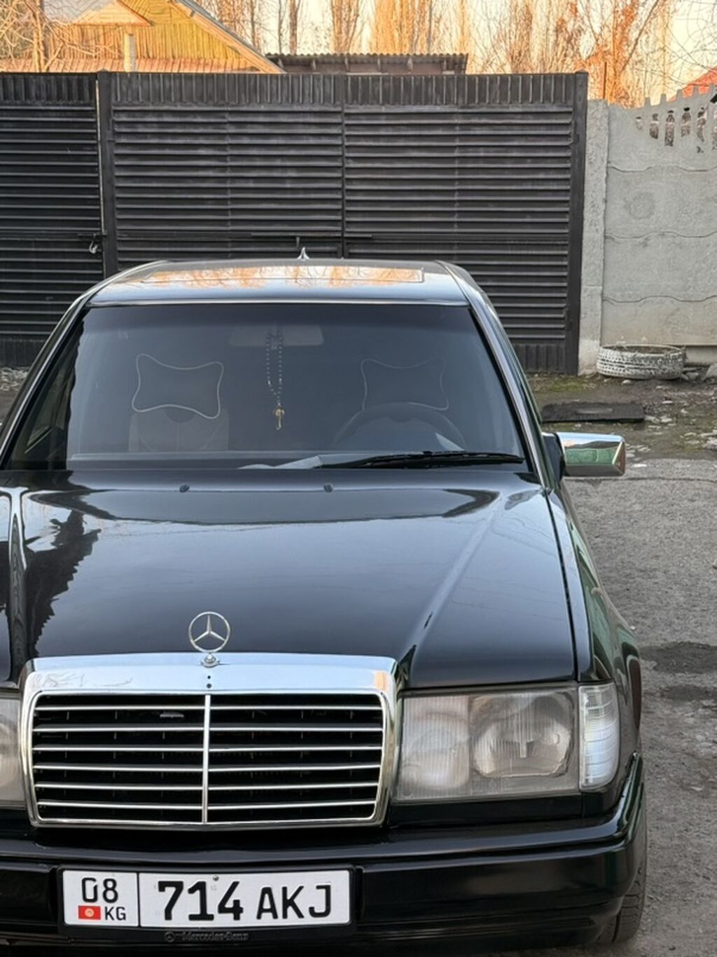 Mercedes-Benz W124
