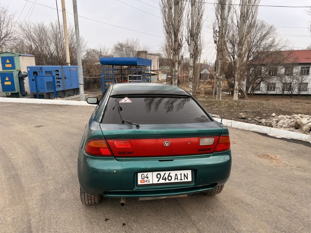 Mazda 323