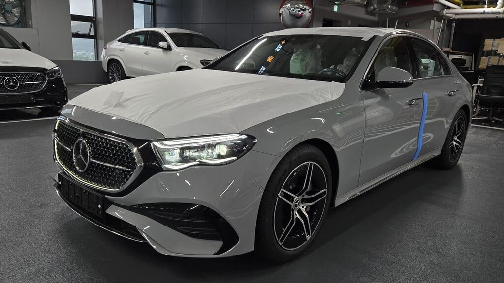 Mercedes-Benz E-Class