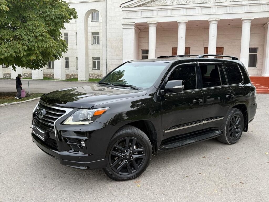 Lexus LX