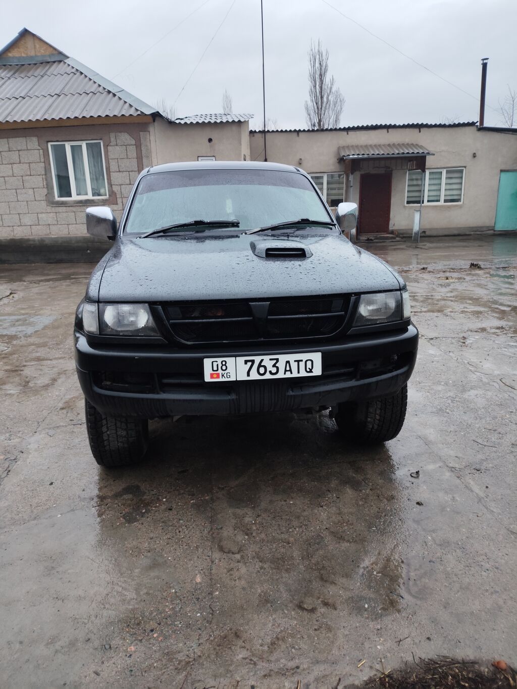 Mitsubishi Challenger