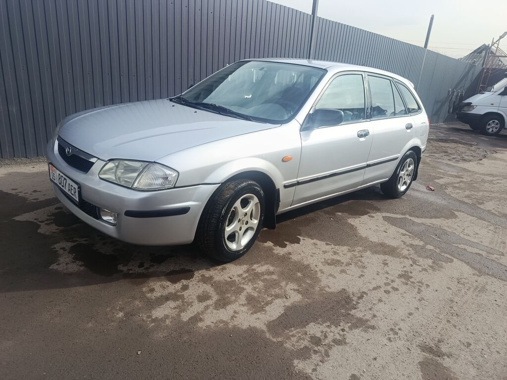 Mazda 323