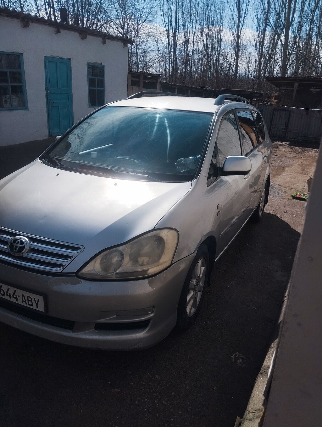 Toyota Avensis Verso