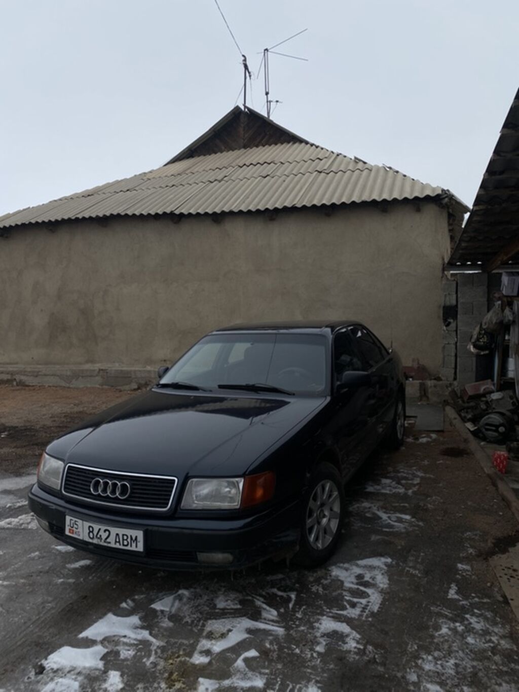 Audi 100
