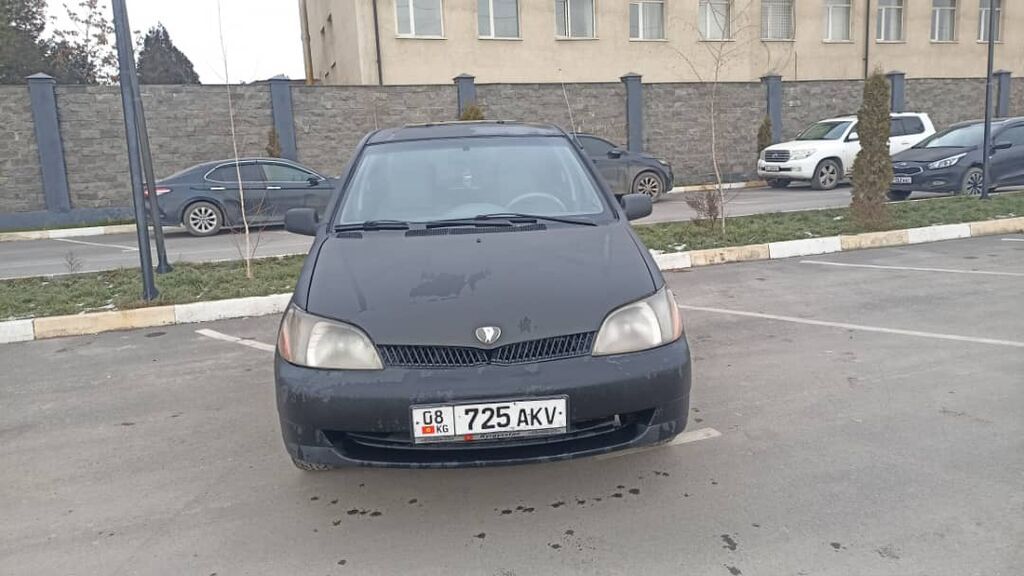 Toyota Echo