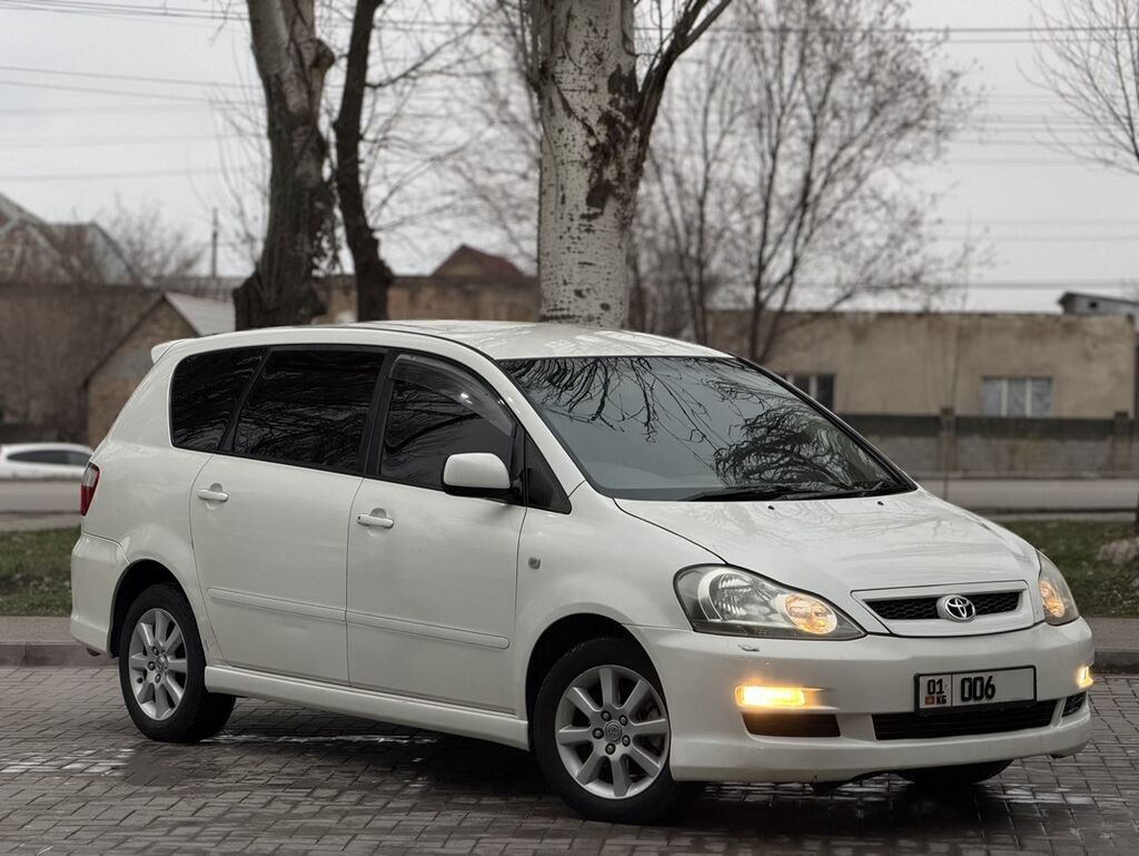 Toyota Ipsum