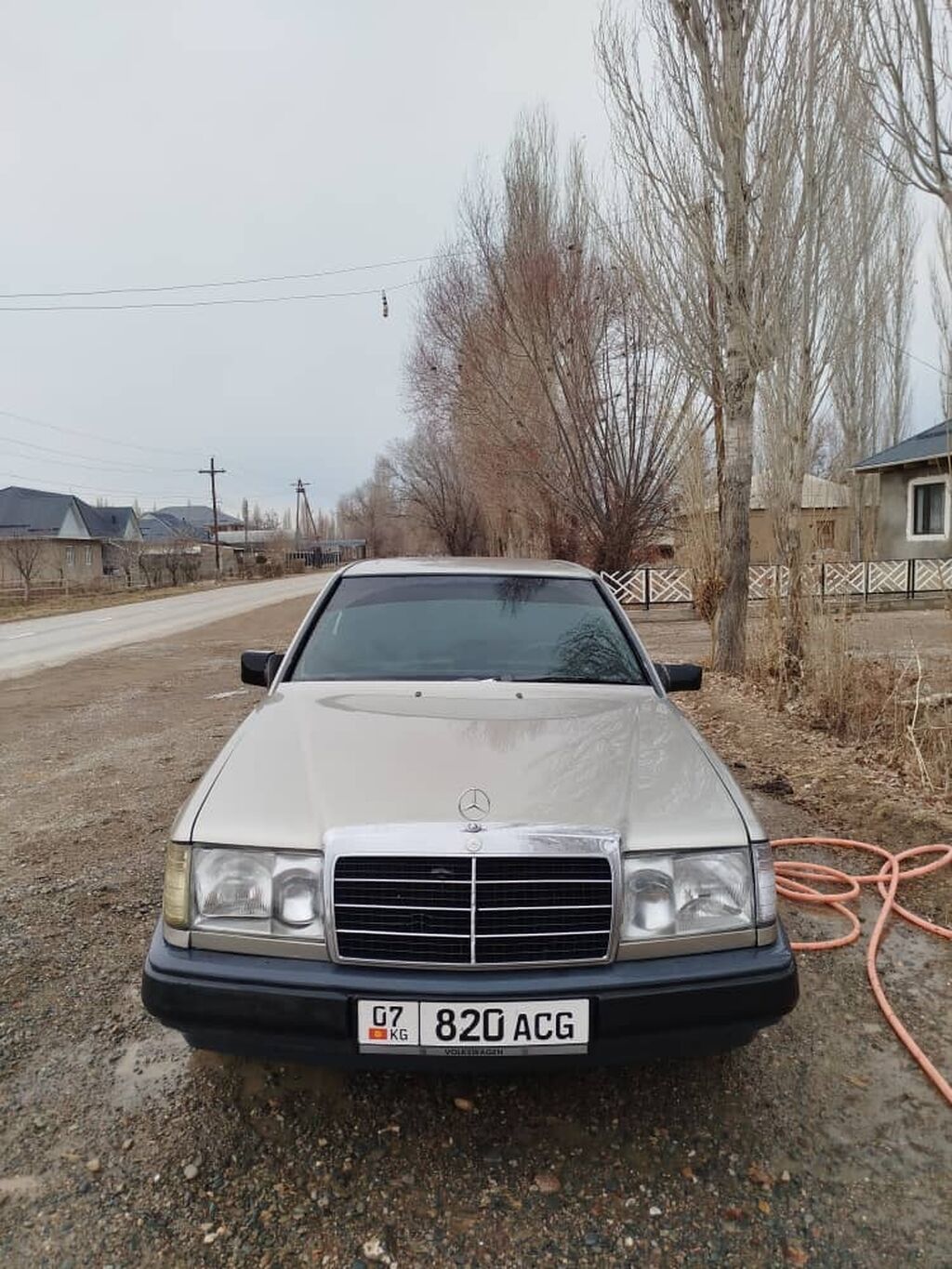 Mercedes-Benz W124