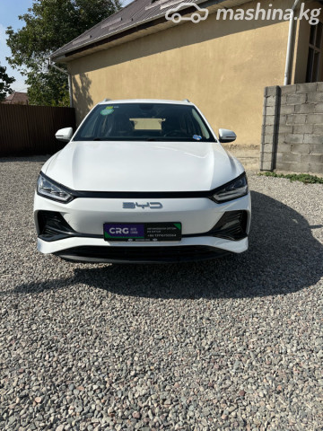 BYD E2