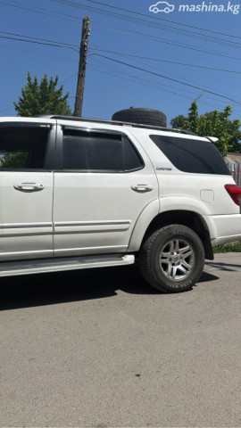 Toyota Sequoia