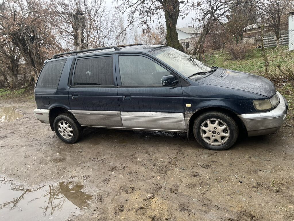 Mitsubishi Space Wagon