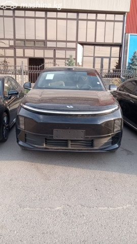 LiXiang L6