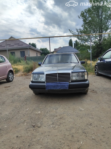 Mercedes-Benz W124