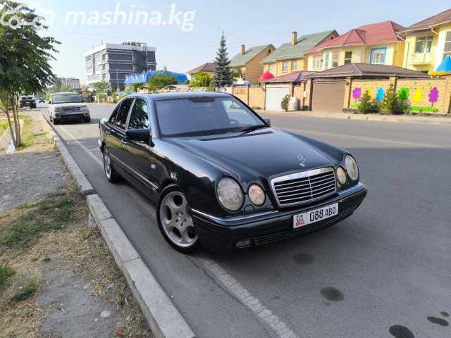 Mercedes-Benz E-Класс
