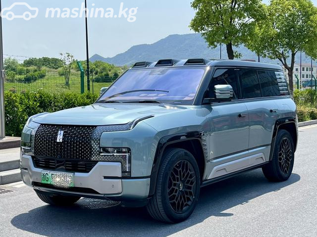 BYD Yangwang U8