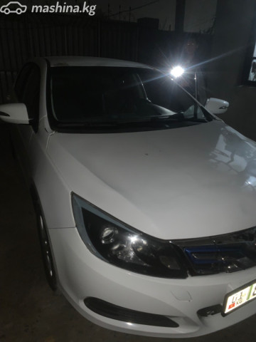 BYD E5
