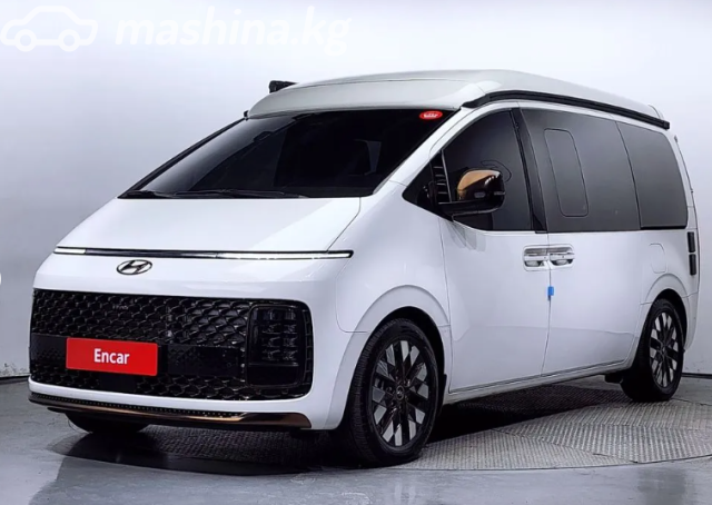 Hyundai Staria
