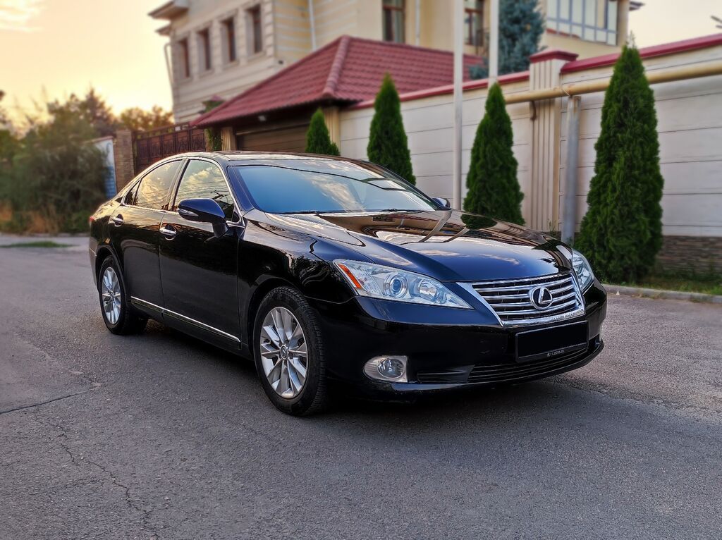 Lexus ES