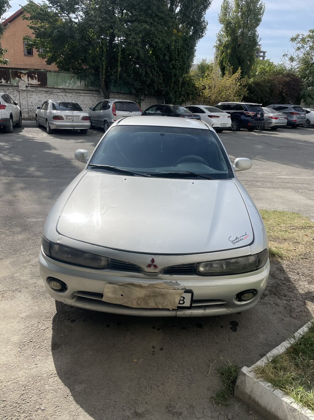 Mitsubishi Galant