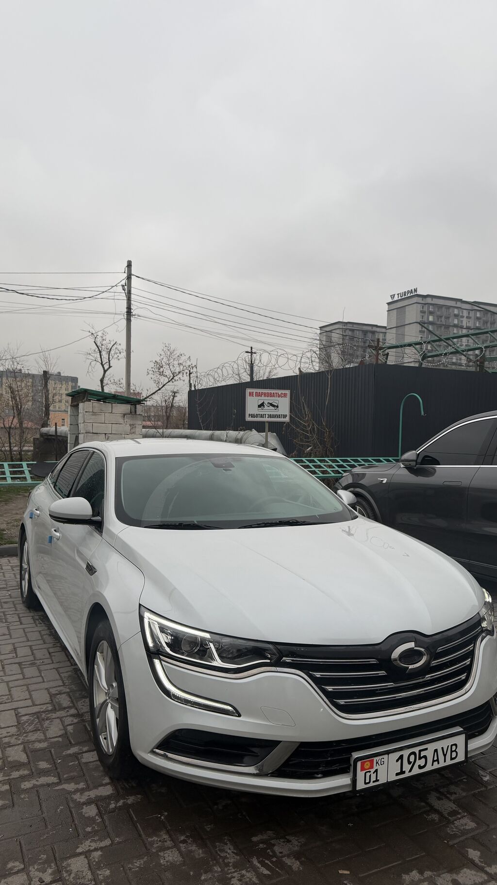 Renault SM6
